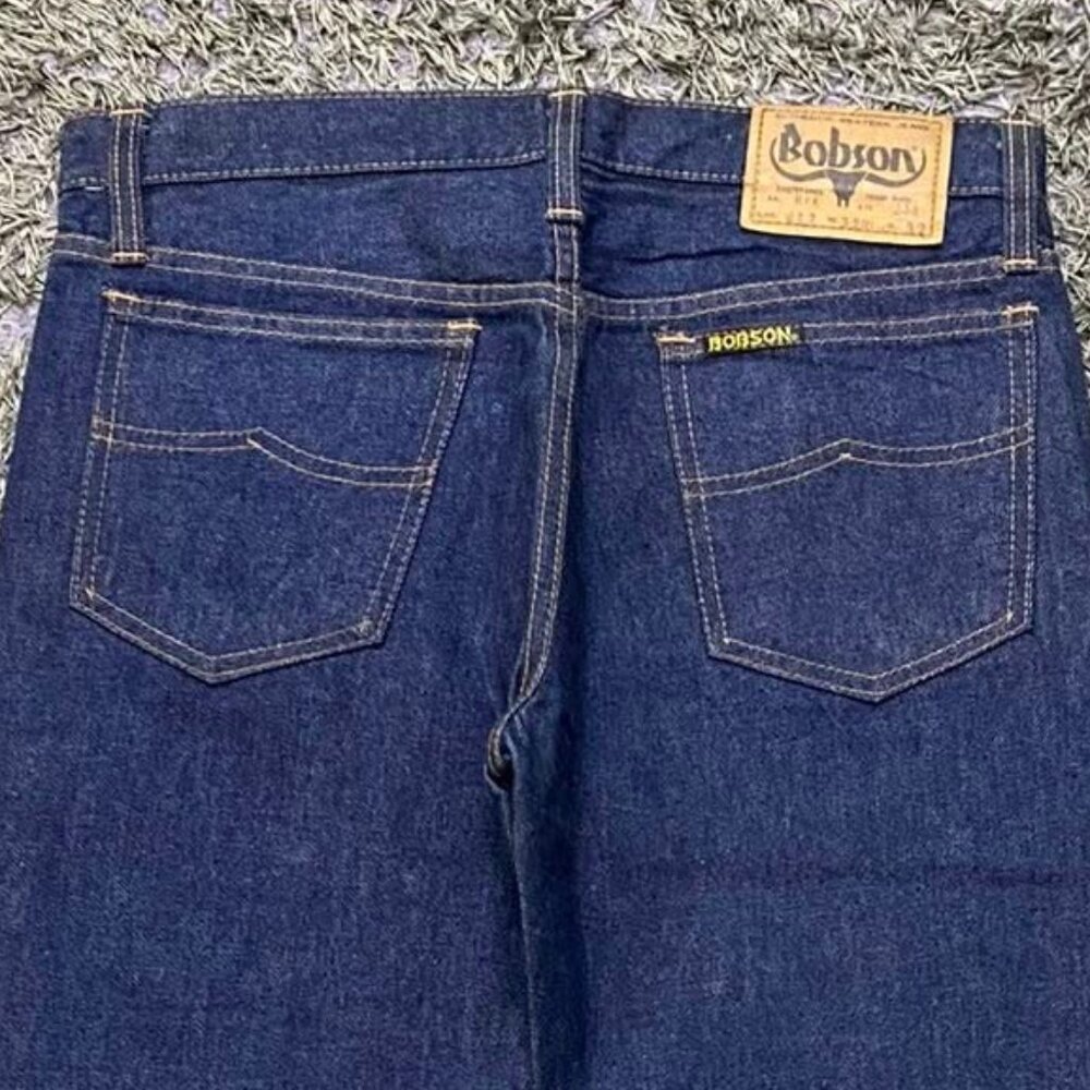 Straight Dark Wash Denim Jeans (Size M) - Picture 5 of 5